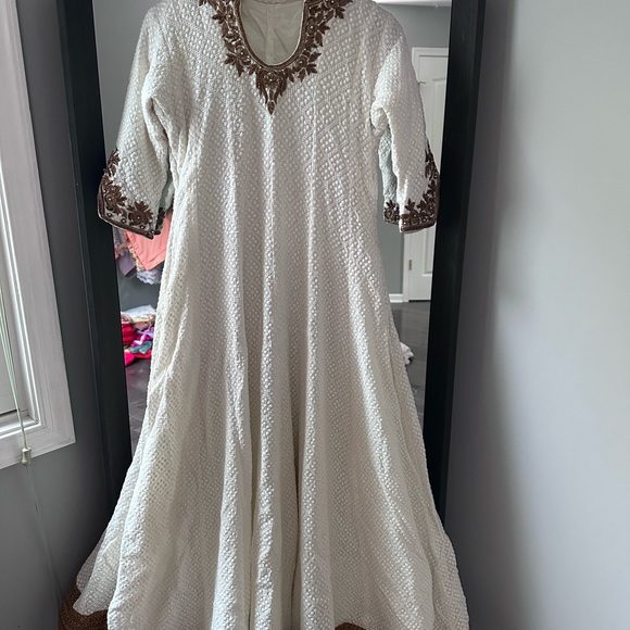 Punjabi dresses with different price size 38-42”. Different designs, dupattas - Picture 9 of 9